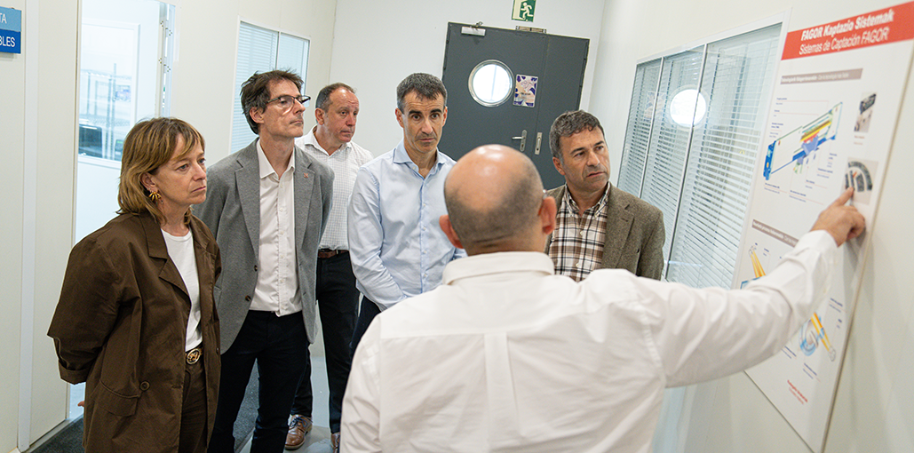 Fagor Automation recibe la visita de la Diputación Foral de Gipuzkoa en su planta de Eskoriatza 5 eider mendoza unai andueza 8